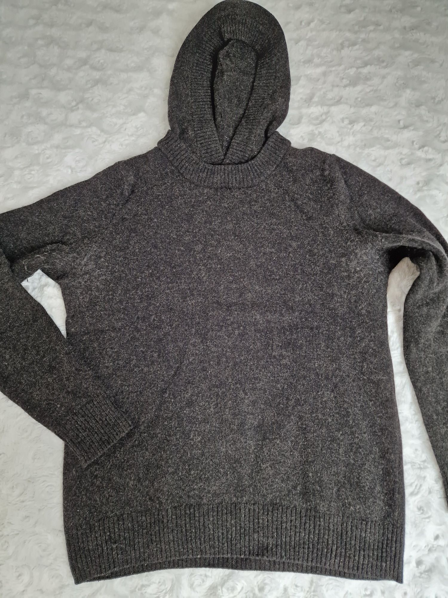 Sweter męski z kapturem top Secret rozmiar M
