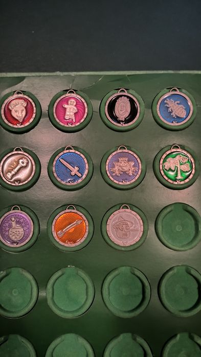 Амулети медальоны Шрек 27 штук