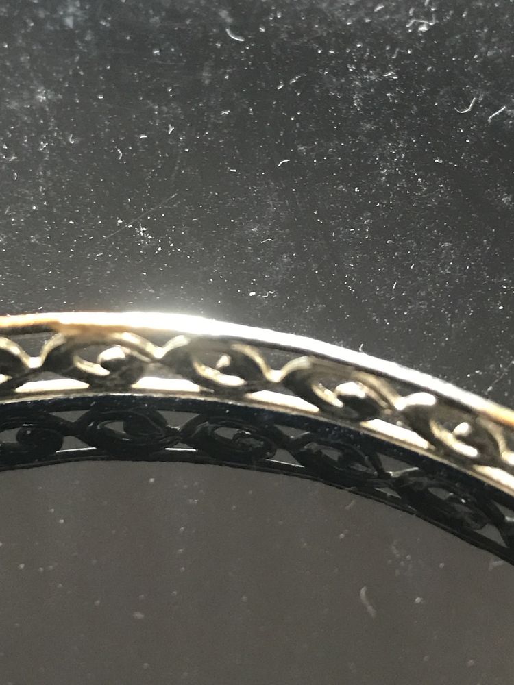 Pulseiras e colares de contas malinha