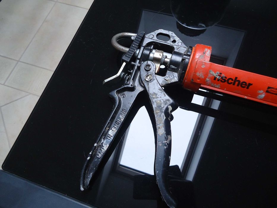 Fischer pistolet budowlany wyciskacz do silikonu