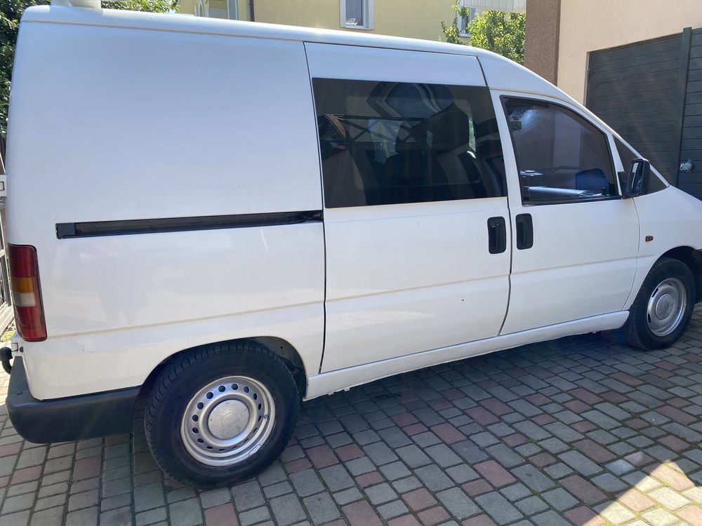 Fiat scudo 1.9D dw8 варте уваги