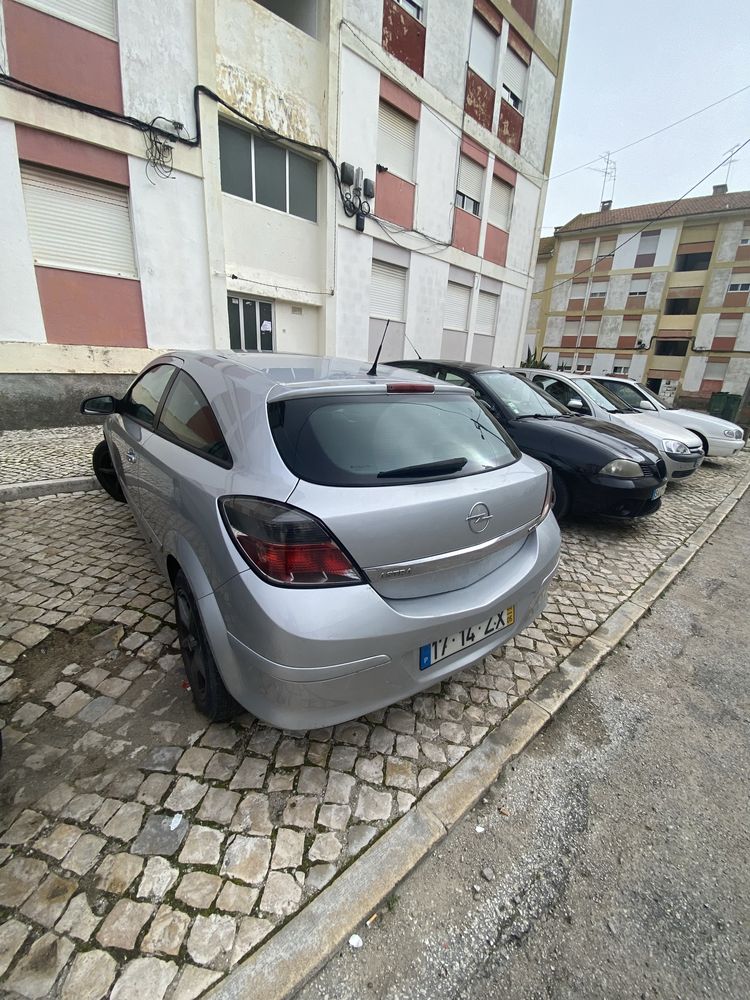 Vendo opel astra gtc/ sport