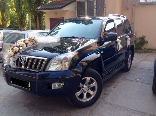 Весільний кортеж TOYOTA prado. Авто на свадьбу. Весільне авто.