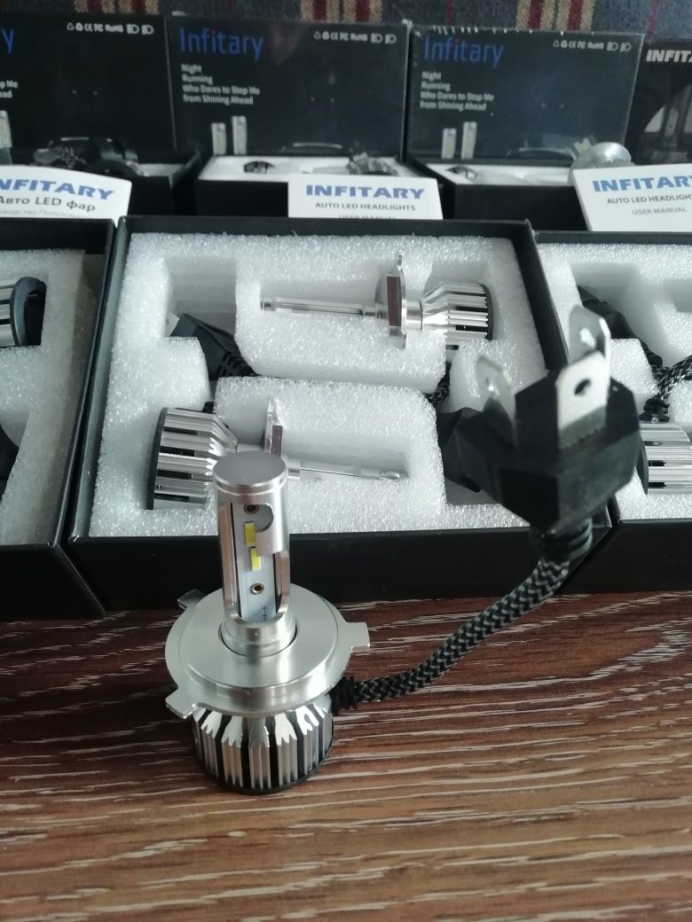 Авто LED лампы цоколь  Н8 Н7 Н11 H4 на светодиодах ZES.Без радиопомех