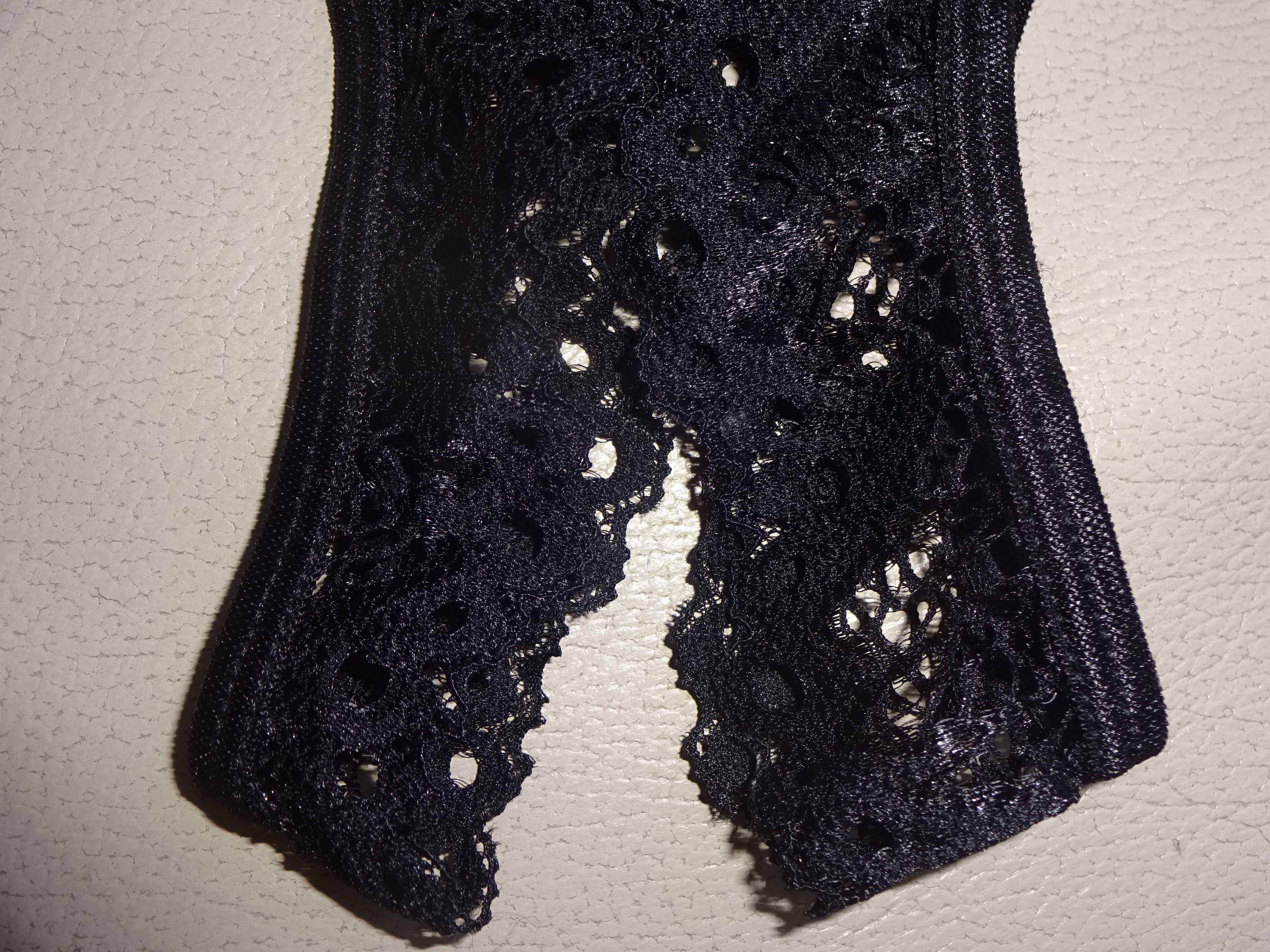 Ann Summers koronkowe stringi majtki z dziurką paski cyrkonie M  38-40