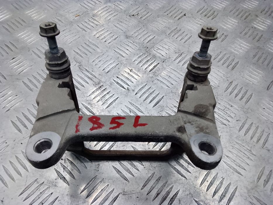 Скоба заднего суппорта левая 80A615425A для Audi Q5 ІІ FY 2016-2025