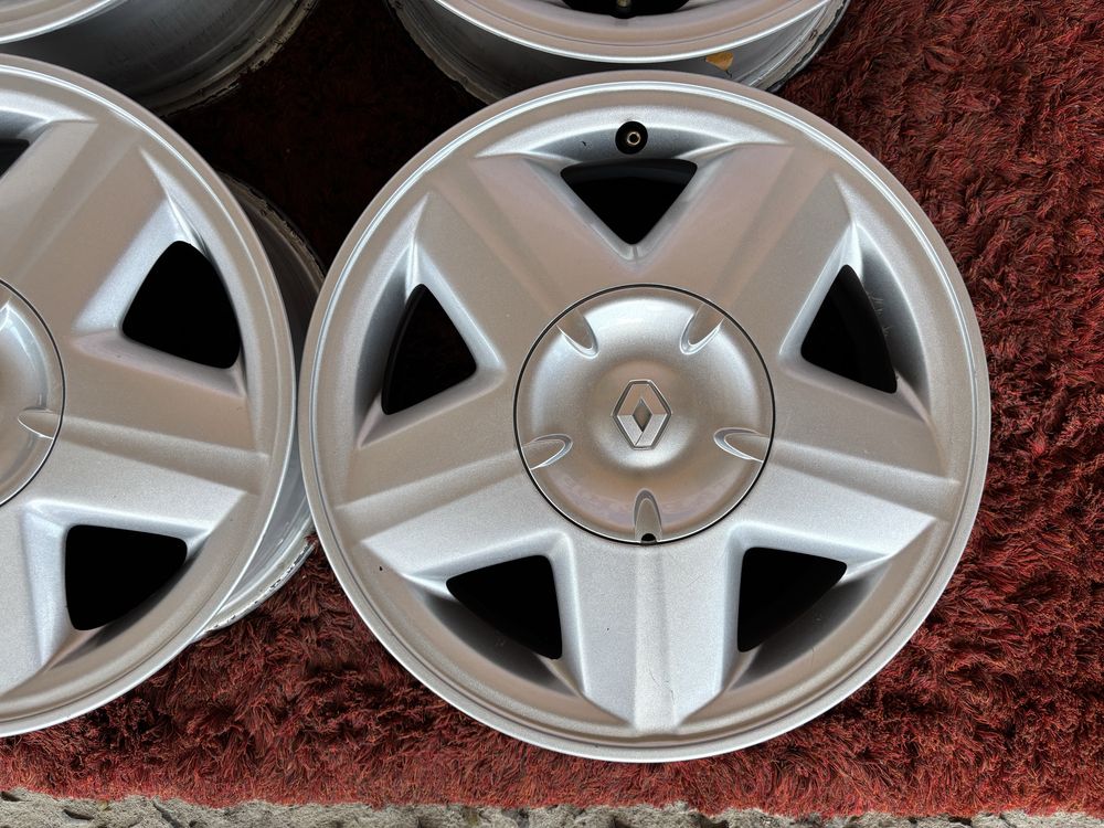 Original Renault Megan Scenik Sandero Clio Dacia Logan R15 4x100