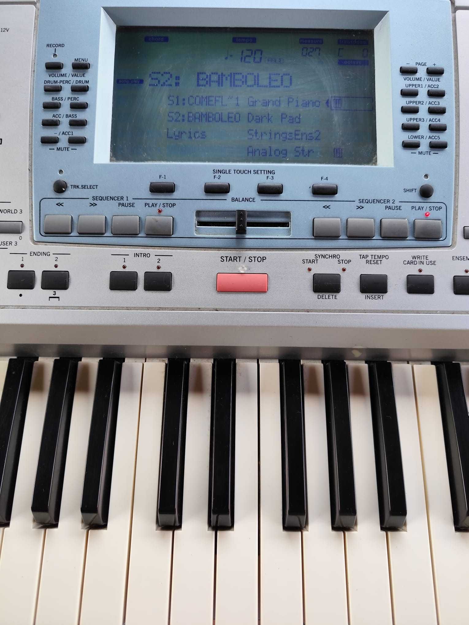 Sprzedam KORG PA-50SD z futerałem