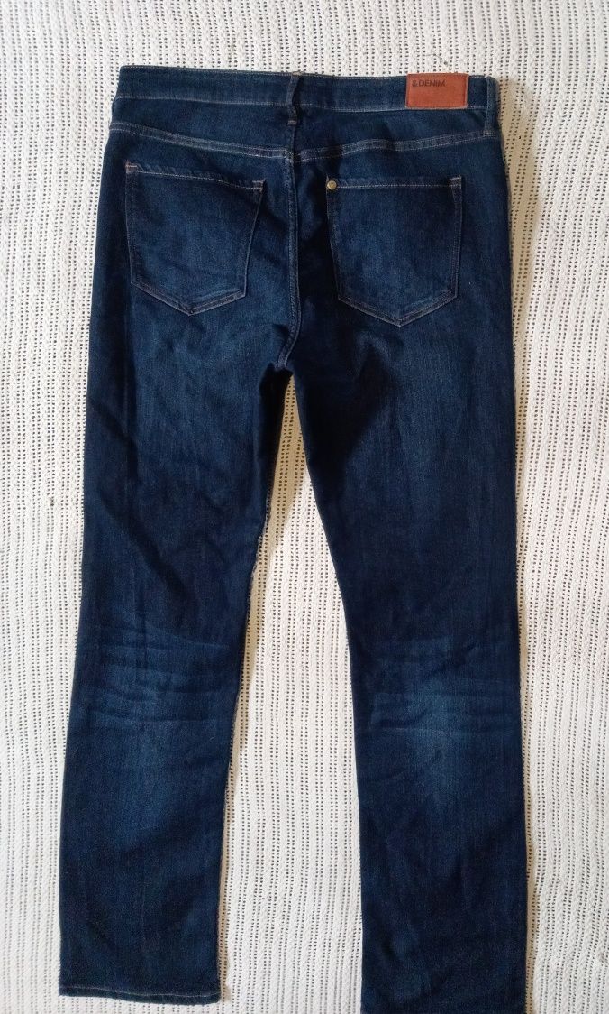 Женские стрейчевые джинсы-48-50 размер