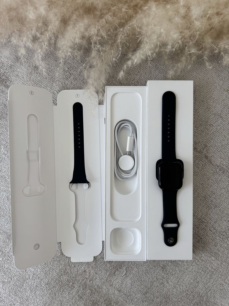 Zegarek Apple Watch series 8 45MM Midnight Aluminium Case