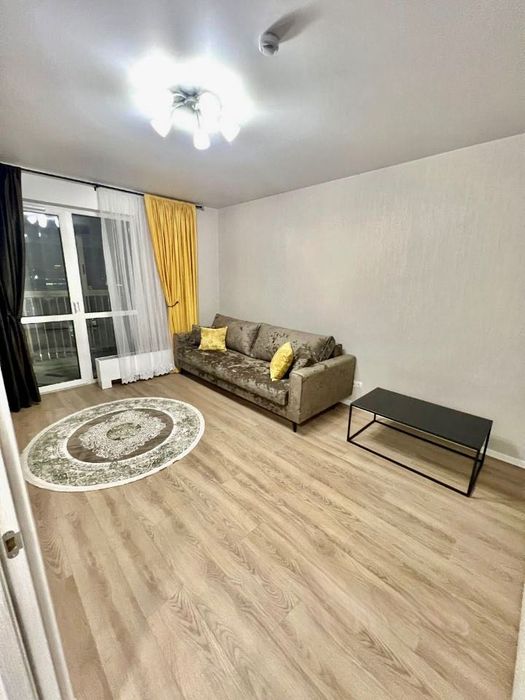 Красива квартира з НОВИМ ремонтом в ЦЕНТРІ міста! A11