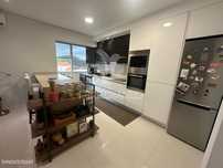 Apartamento p/ arrendar T2 remodelado Seixal perto dos Barcos