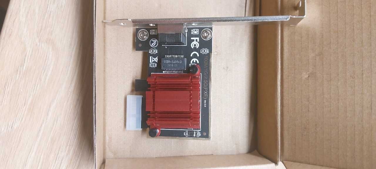 Karta Sieciowa PCIe 2500/100 Mbps PCI Express Gigabit Ethernet RJ45