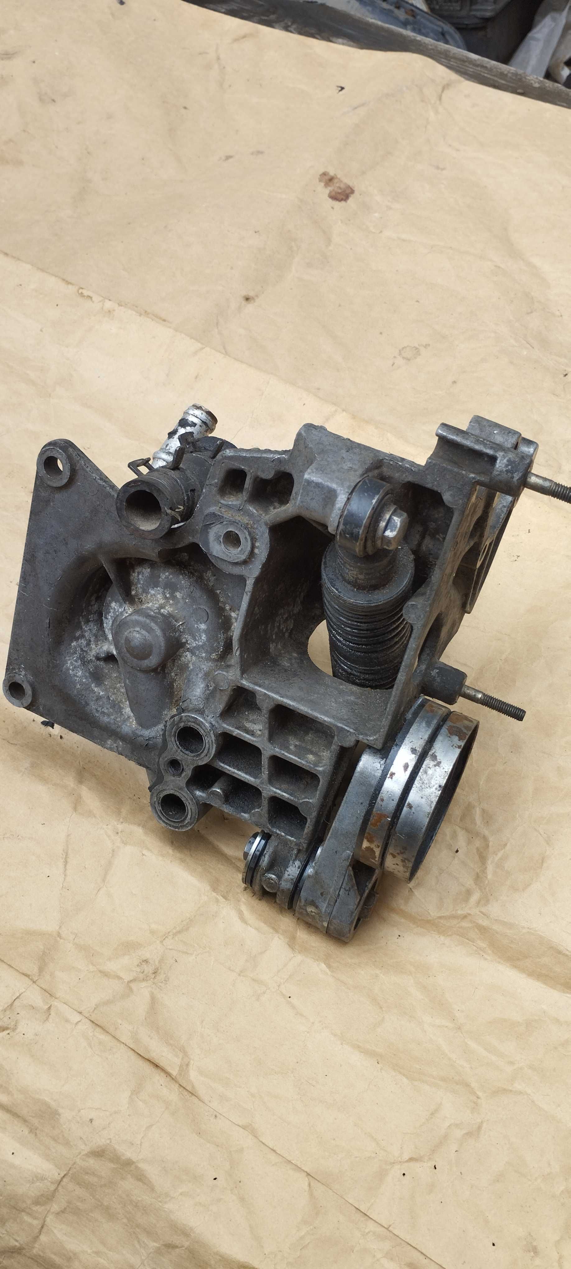 059145169 VAG кронштейн натяжителя Audi a6c5 Passat b5 2.5 tdi