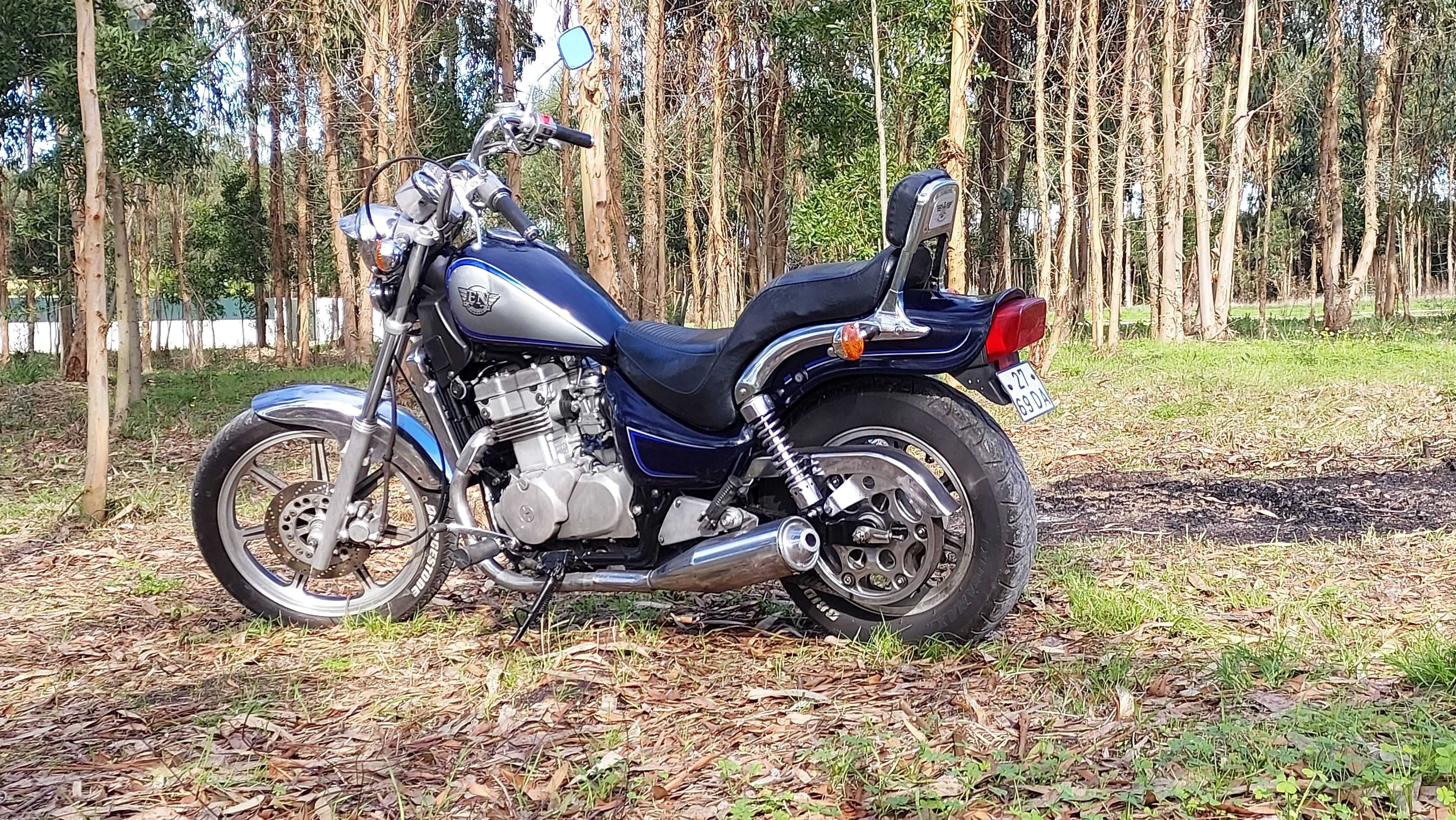 Kawasaki Vulcan EN500 - clássica