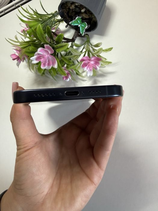 Продам айфон iphone 15 pro max 256