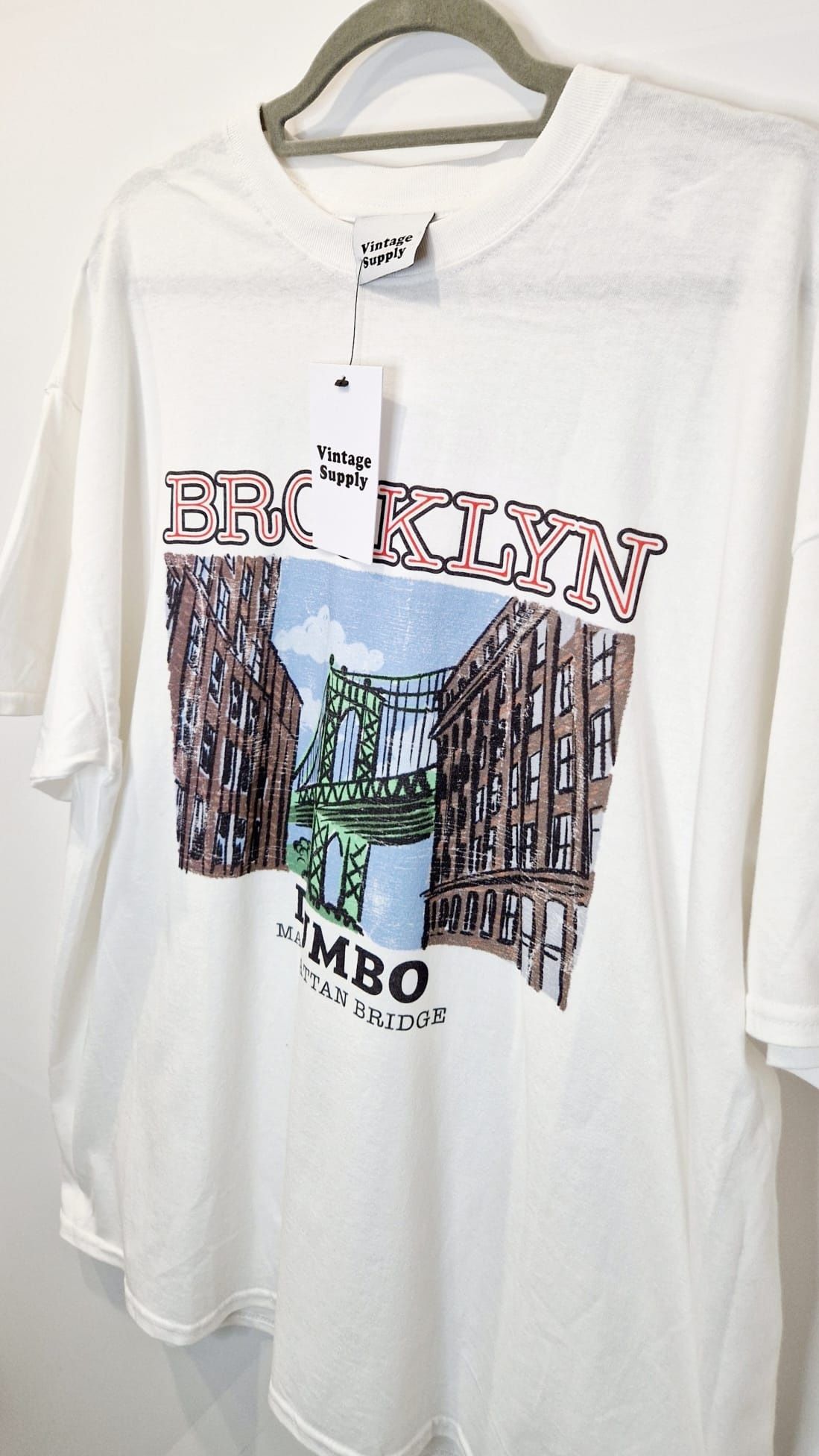 T-shirt VINTAGE SUPPLY Brooklyn Dumbo Manhattan Bridge roz. XL