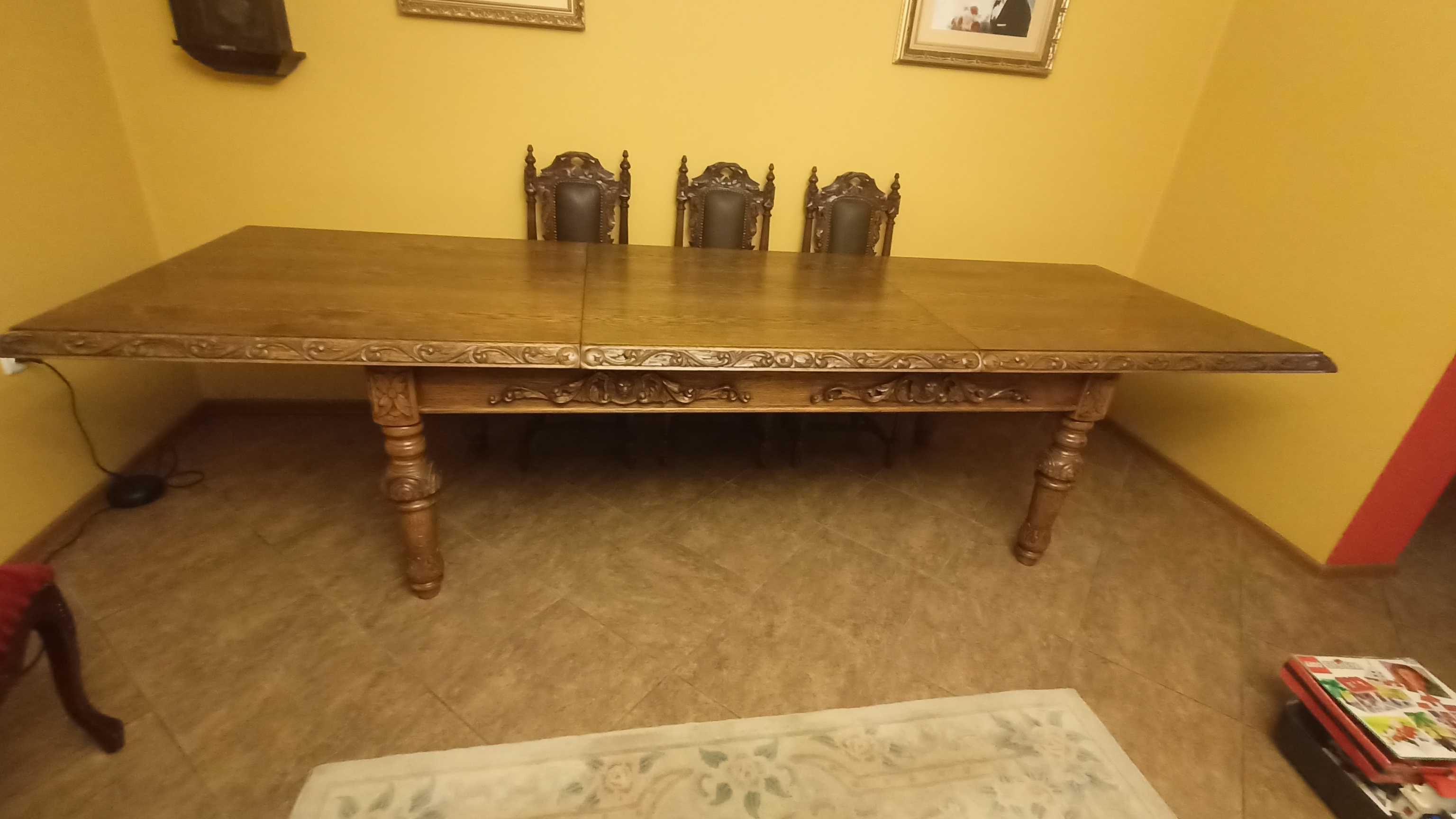 Piękny dębowy stół gdański rzeźbiony rozkładany 100x220-320