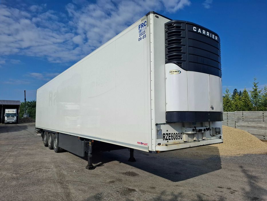 Naczepa chłodnia Schmitz