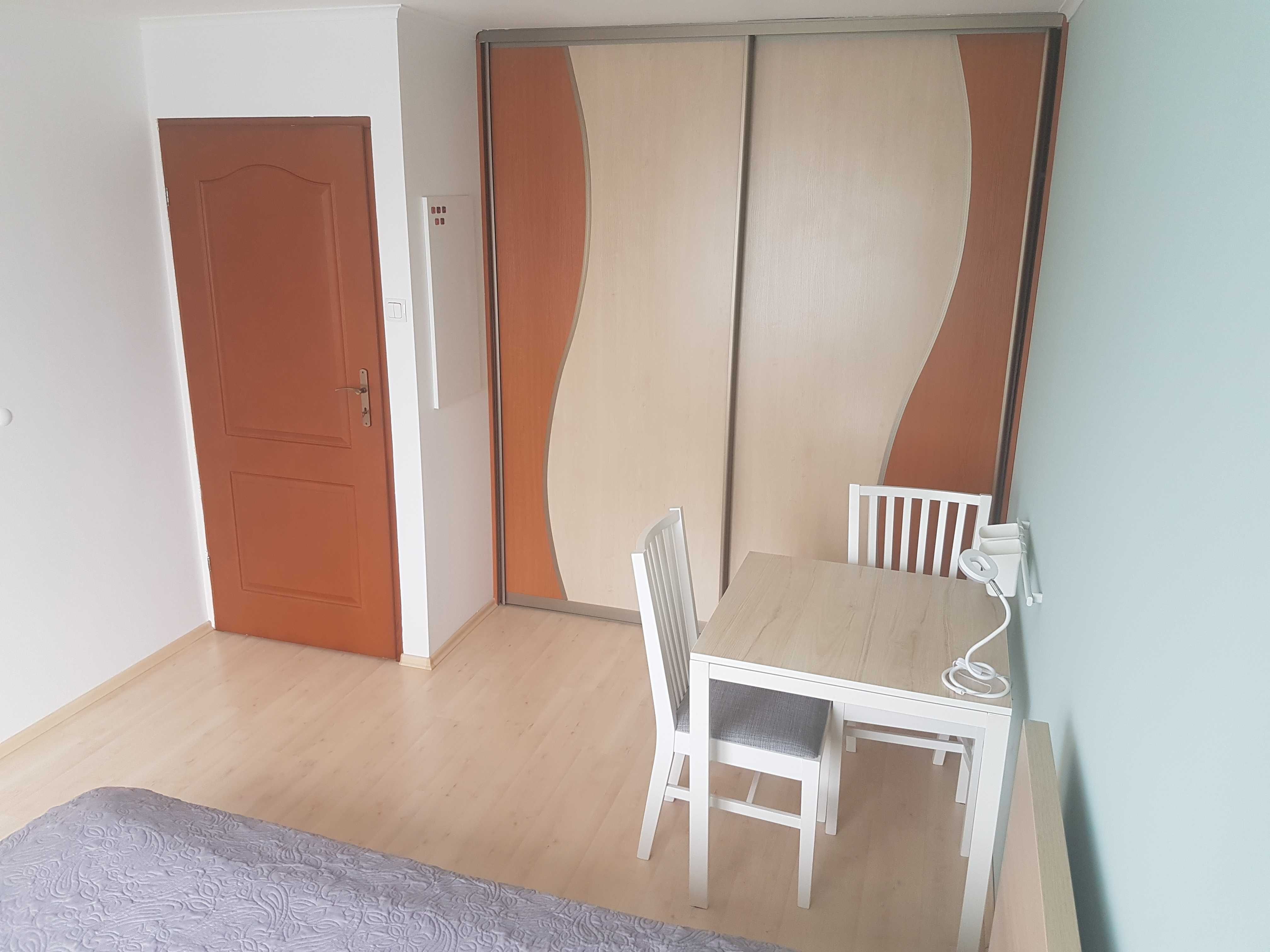 Pokój w Sosnowcu w mieszkaniu 46m2
