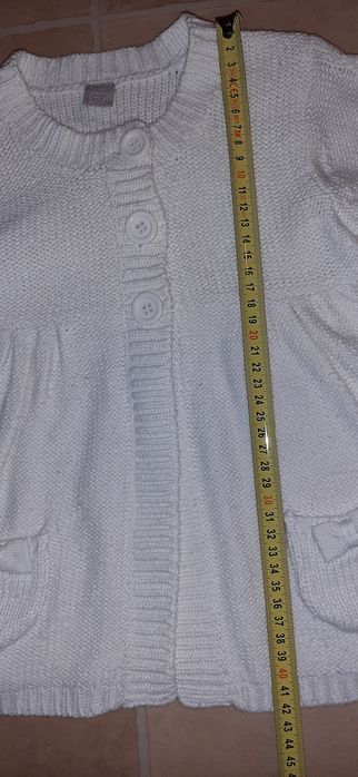 Sweterek biały na 4-5lat