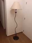 Candeeiro de Pé da Sala de Estar