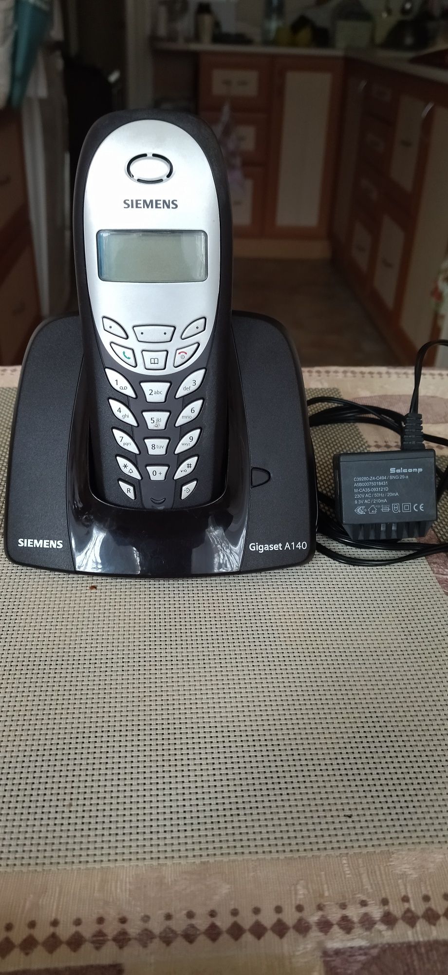 Телефон dect Siemens Gigaset A140.