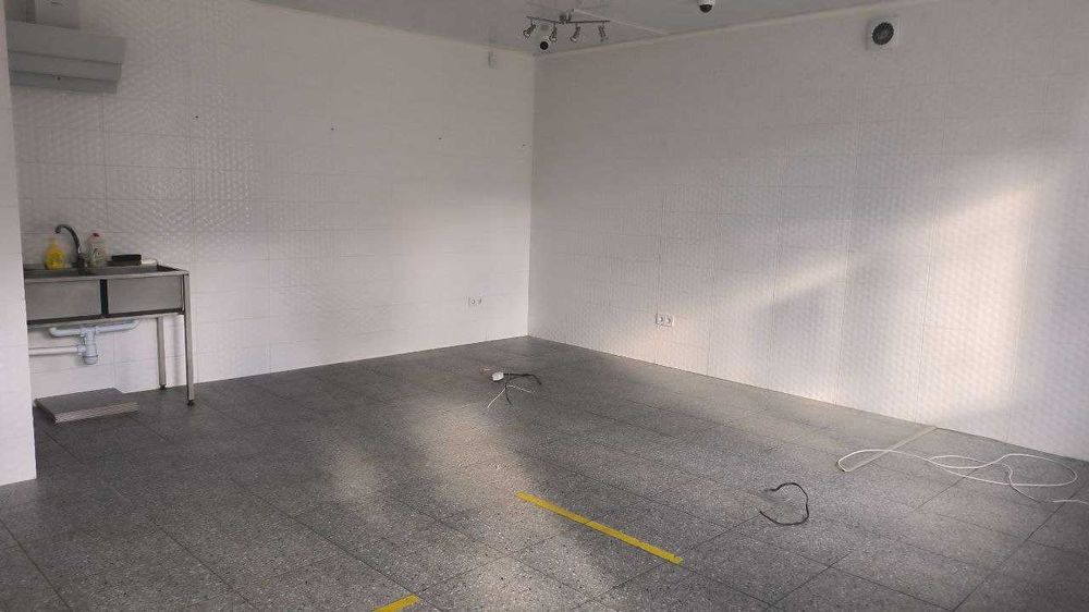 ПРОДАЖ приміщення 31кв. Н/Ф 1 поверх фасад пр. Соборності 16