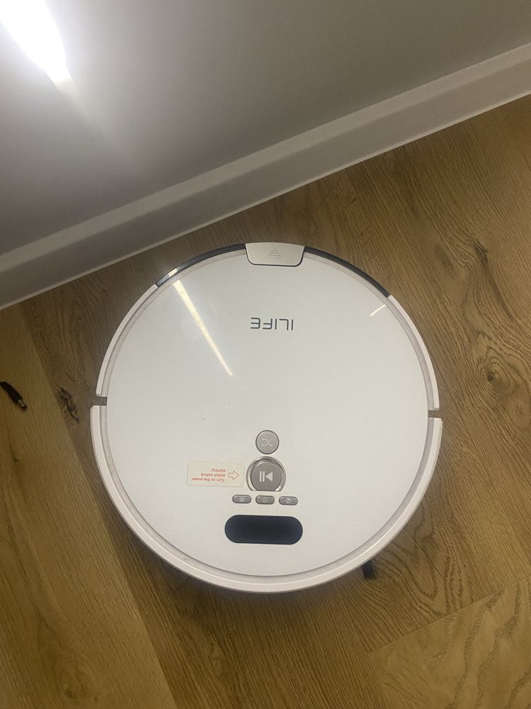 Robot Odkurzacz ILIFE V8 PLUS (uszkodzona bateria)