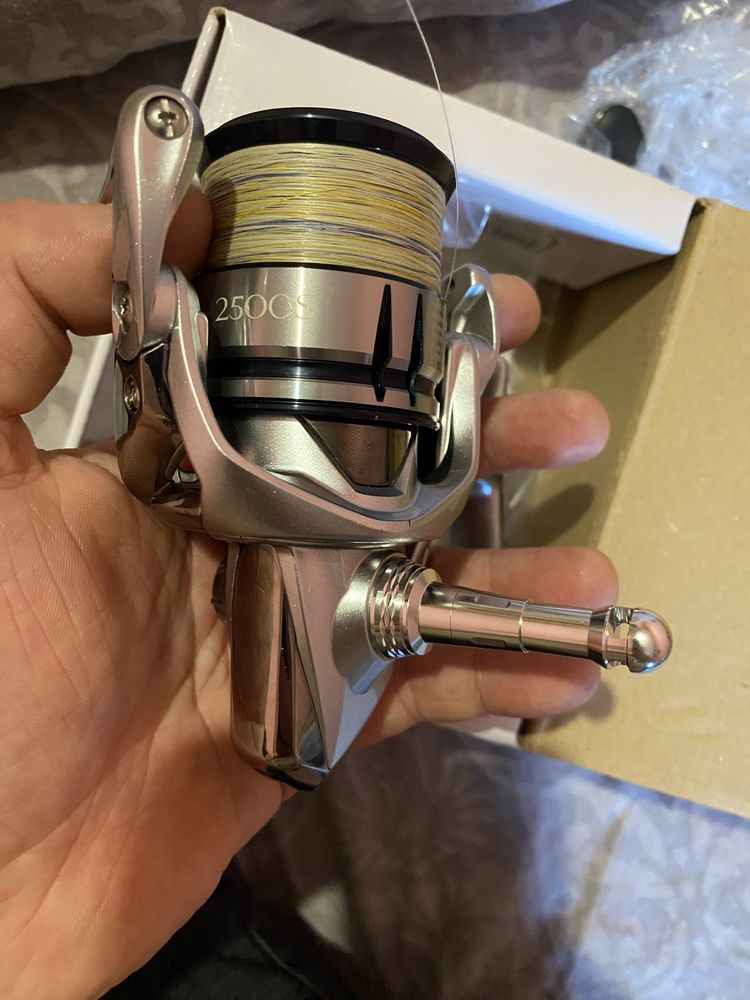 Reel stand (рілстенд) упор для катушок shimano daiwa