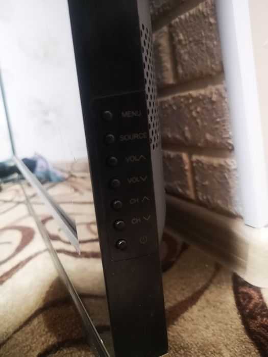 Телевізор Saturn 32 дюйми