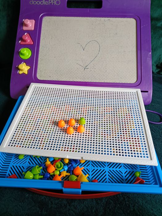 Tablica do rysowania Fisher-Price + gratis