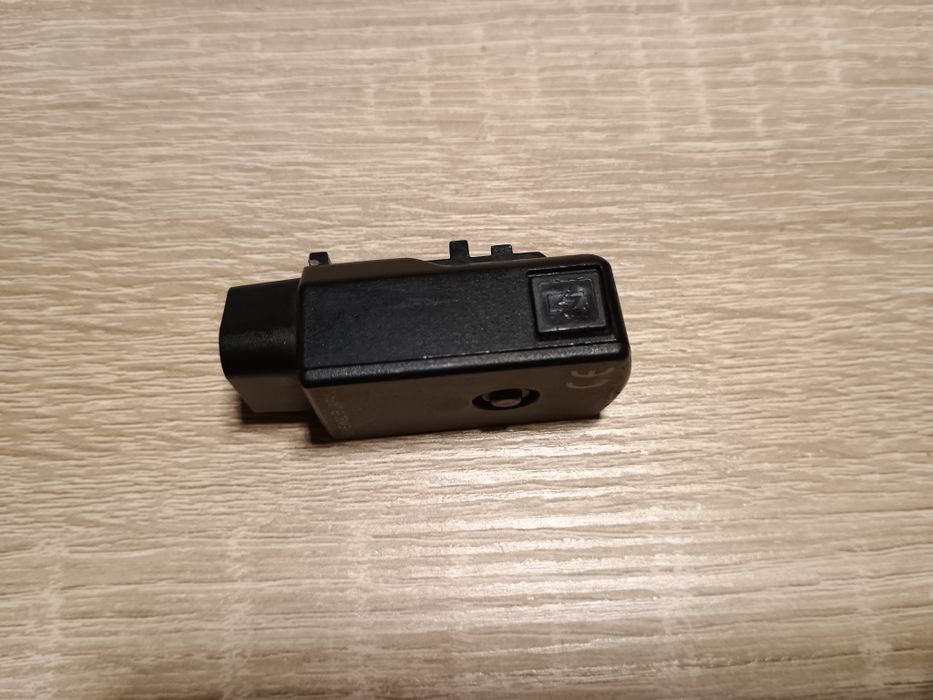 Złącze-A Shimano SM-EW90-B 5 Portów Di2 Junction Box kable EW-SD50