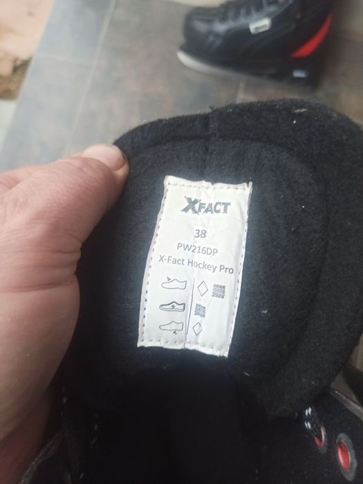 Продам ковзанки  коньки