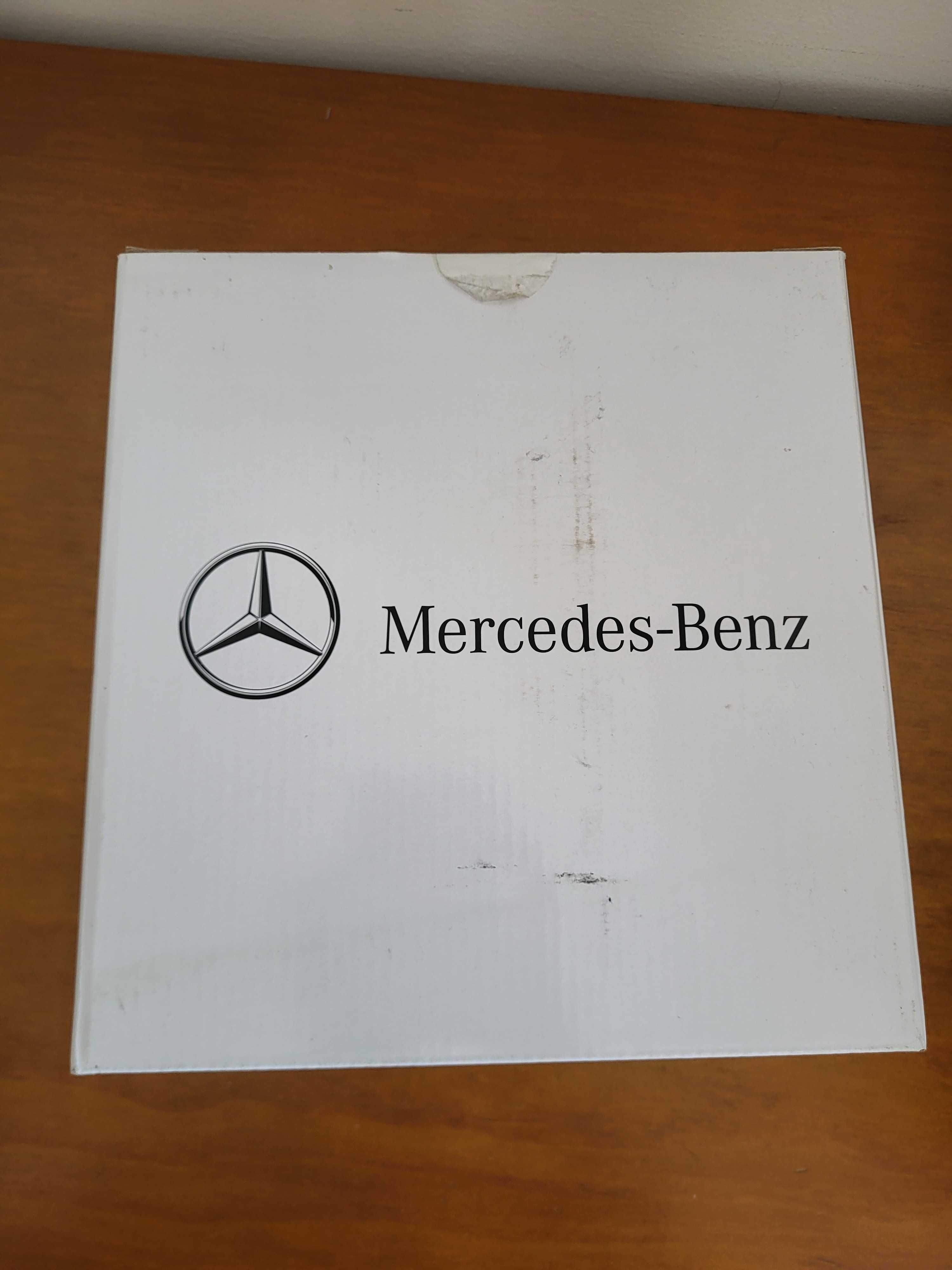 Headphones Mercedes-Benz capa protetora