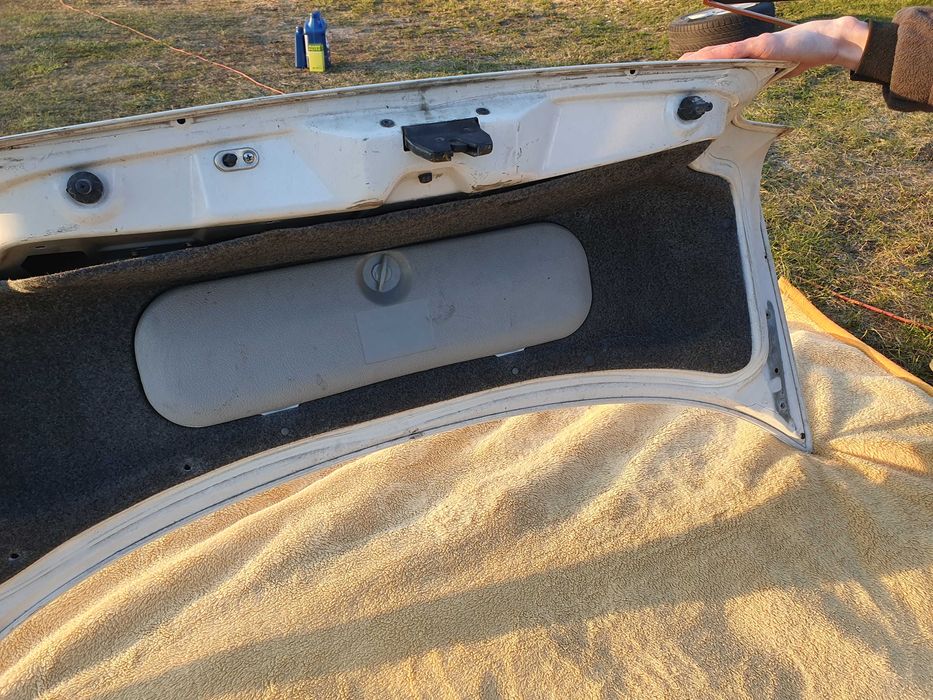 Klapa tylna bagażnika BMW e36 coupe