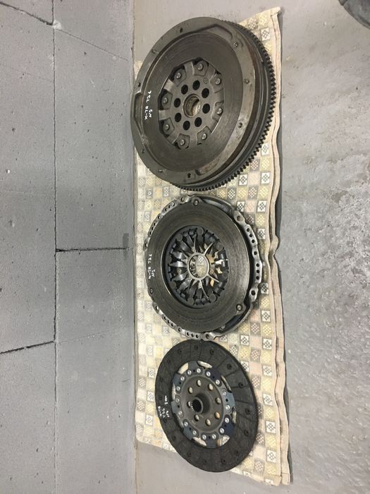 Маховик корзина диск сцепление Nissan Qashqai j10 Кашкай X-trail T31