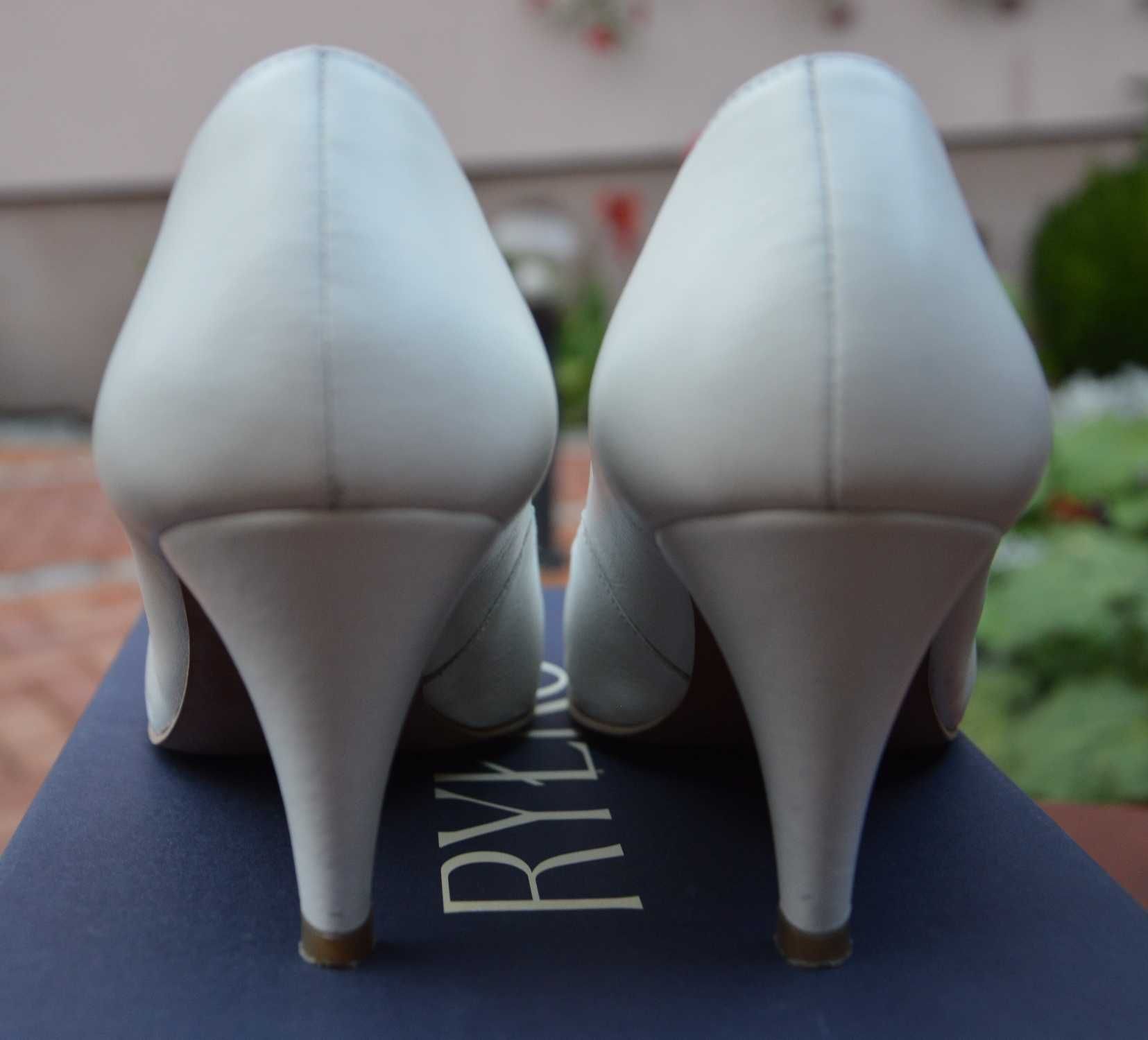 Buty Ślubne Ryłko skórzane rozm. 38