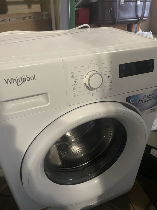 Продам Стиральную машину Вирпул