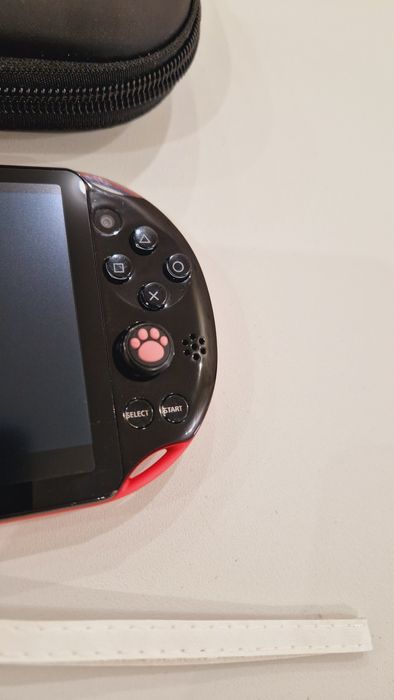 Sony Ps vita Slim 64гиг 75 игр+ чехол!