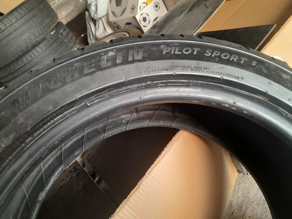 Гума літня Michelin Pilot Sport 5 225/45/ZR 17