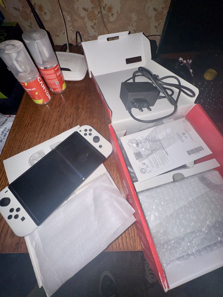 Nintendo Switch OLED White