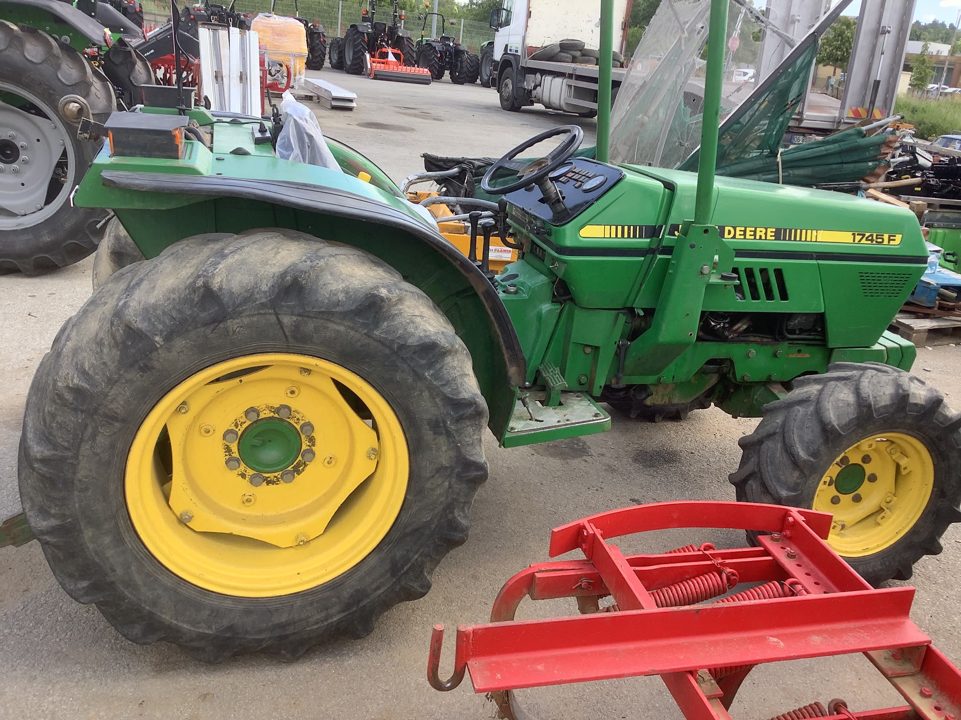 John Deere 1745 4RM