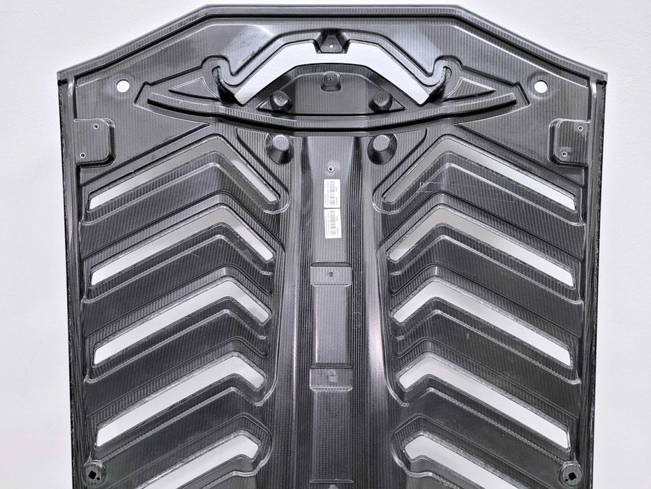 Lamborghini Huracan STO - klapa tylna pokrywa silnika maska - CARBON