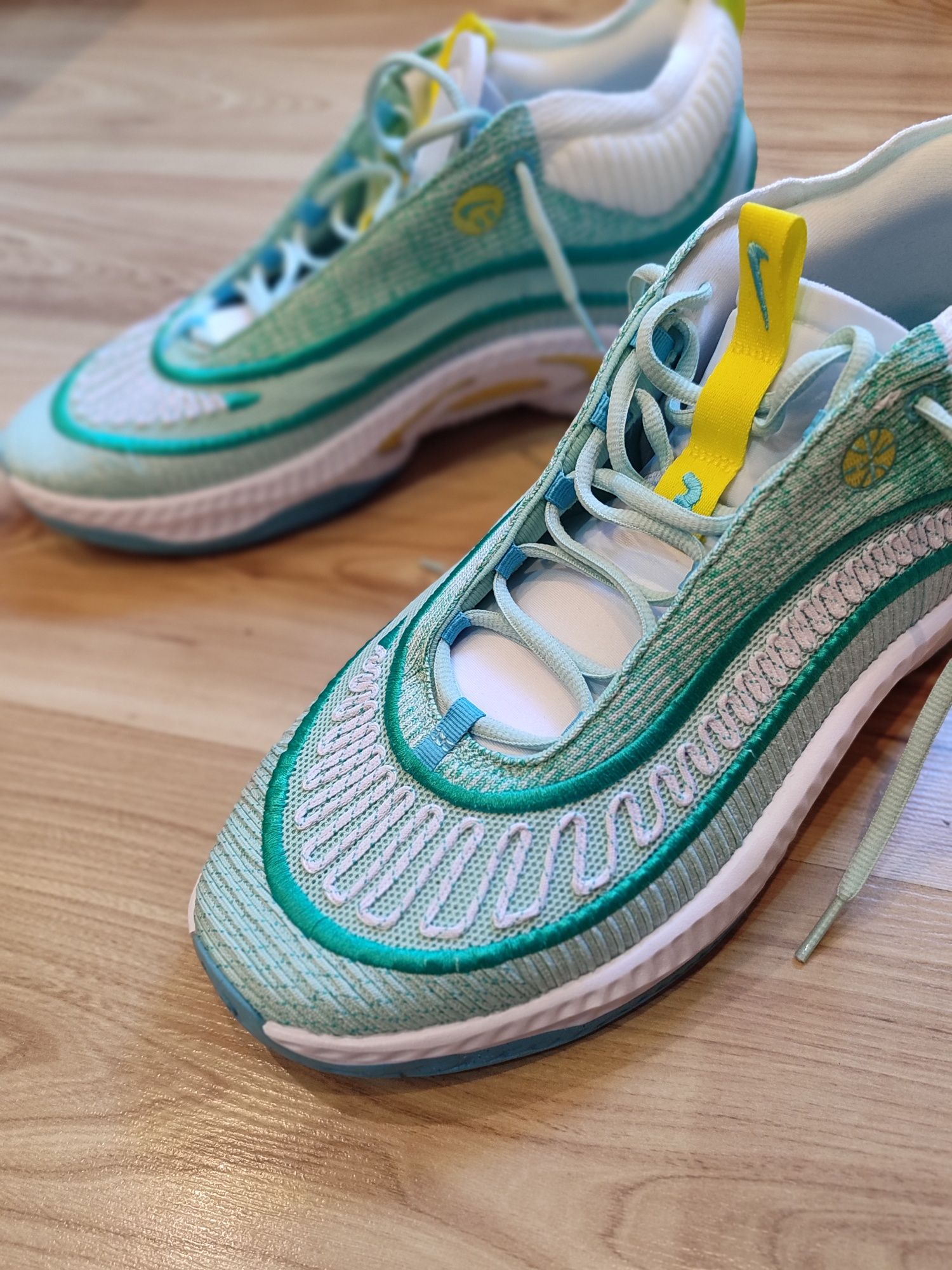 Buty Nike Cosmic Unity 3 rozmiar 47.5 / 31 cm Nowe z metką OKAZJA
