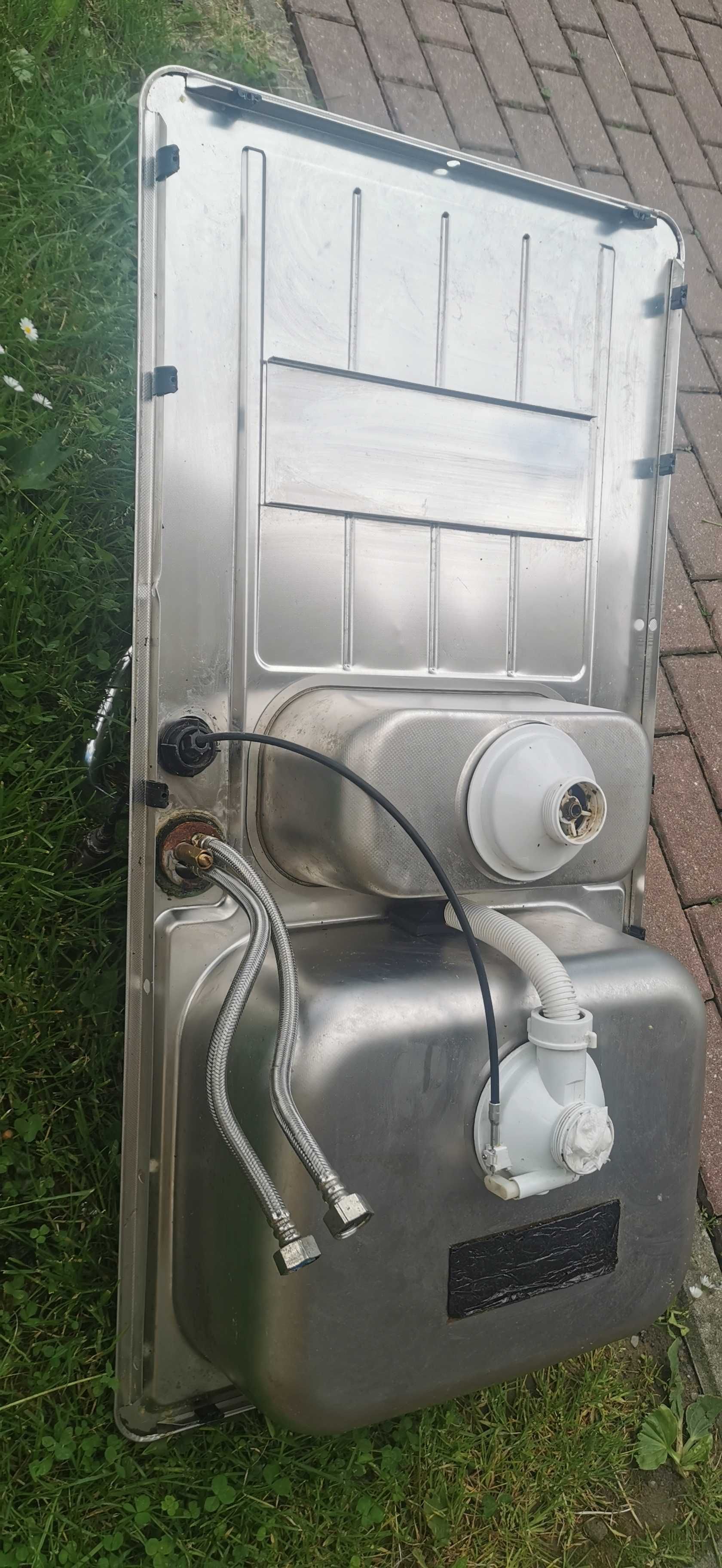 Stalowy zlewozmywak dwukomorowy z ociekaczem
+ bateria gratis