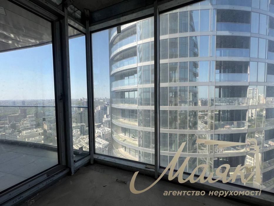 Продажа видовой 1-ой комнатной квартиры, 63 м3 в ЖК Taryan Towers