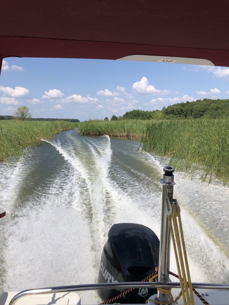 Motorówka czarter wynajem Mazury