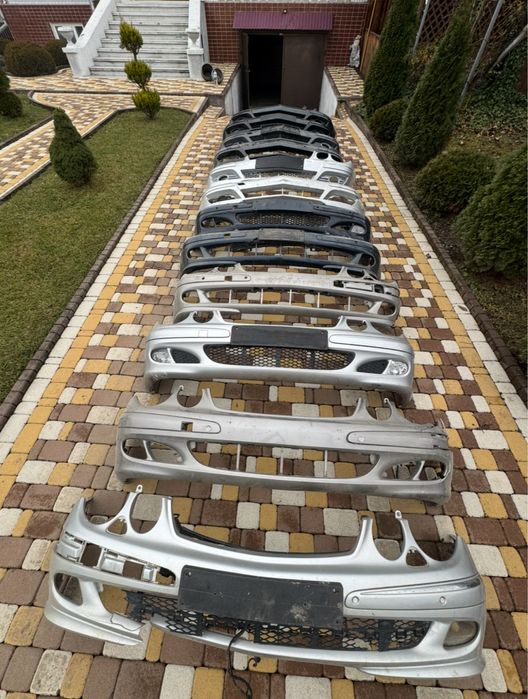 Бампер петедній задній W211