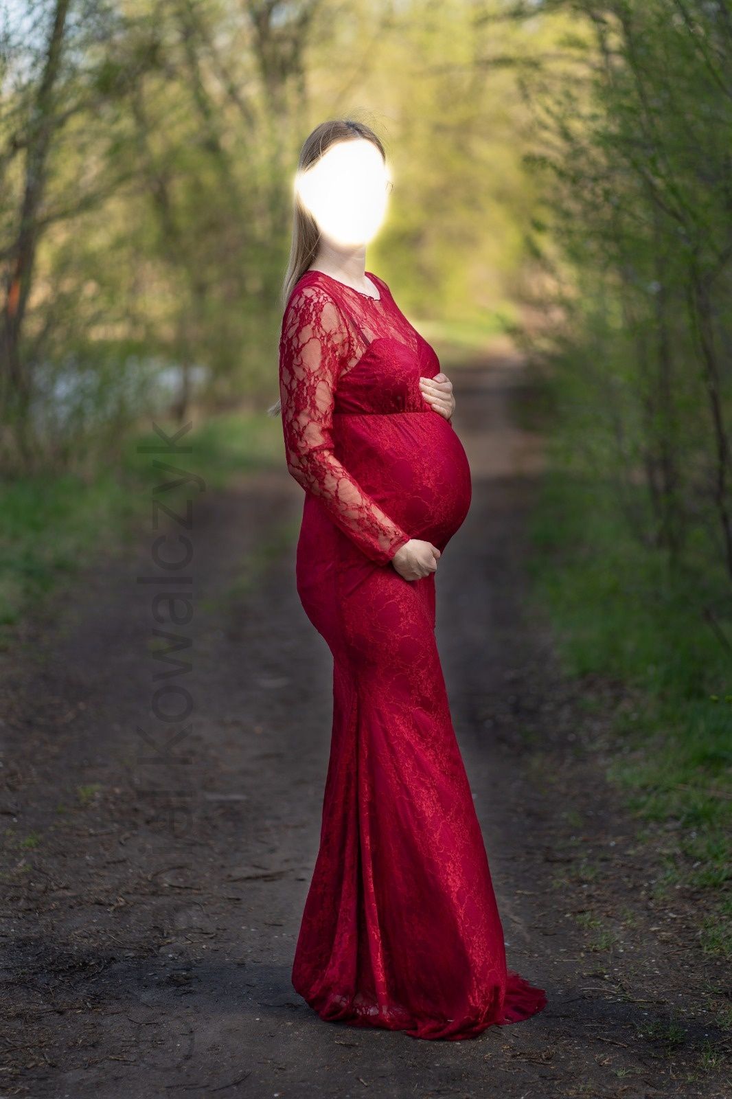 Sukienka do sesji ciążowej, brzuszkowej, kobiecej, koronka, czerwona